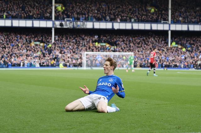 开云平台中国-【英超】小将远射幸运破门 曼联客场0比1负埃弗顿